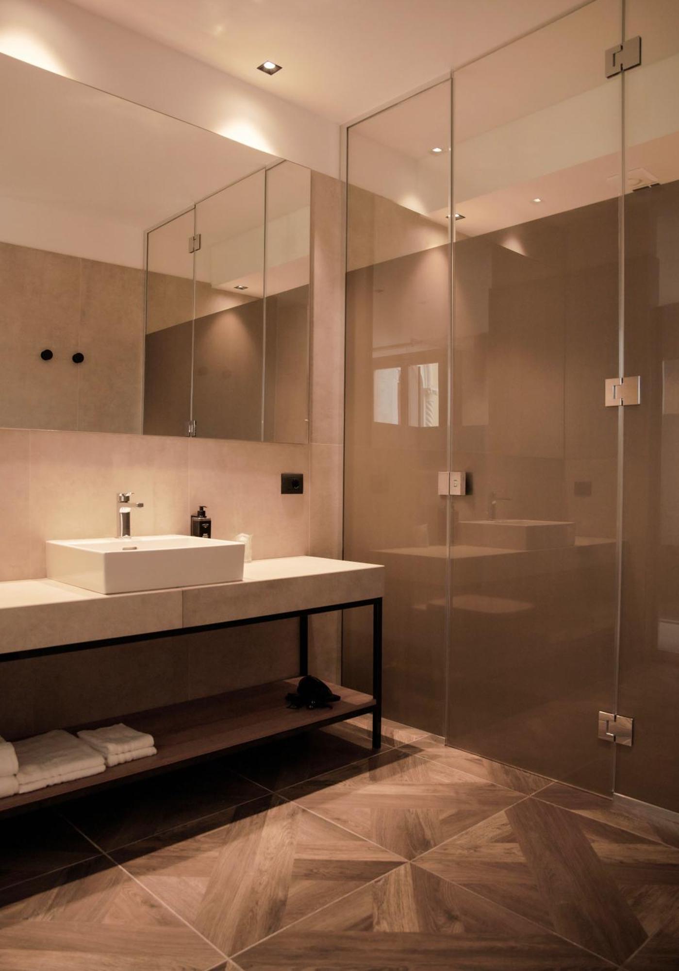 Parc Hotel San Pietro Spiazzi Di Caprino ภายนอก รูปภาพ